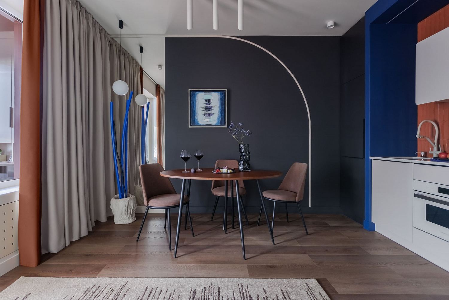 Журнал "Идеи вашего дома": Квартира с интерьером, вдохновленным работами Кандинского