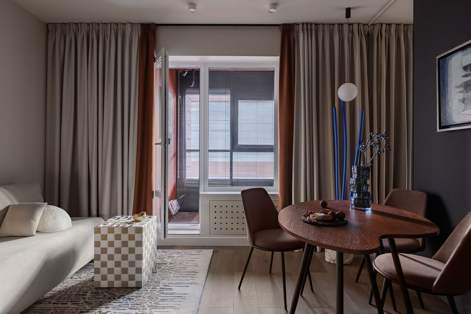 Журнал "Идеи вашего дома": Квартира с интерьером, вдохновленным работами Кандинского