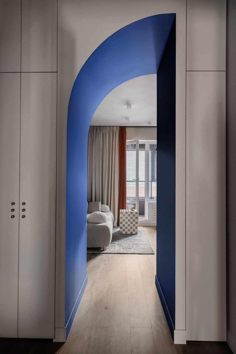 Журнал "Идеи вашего дома": Квартира с интерьером, вдохновленным работами Кандинского