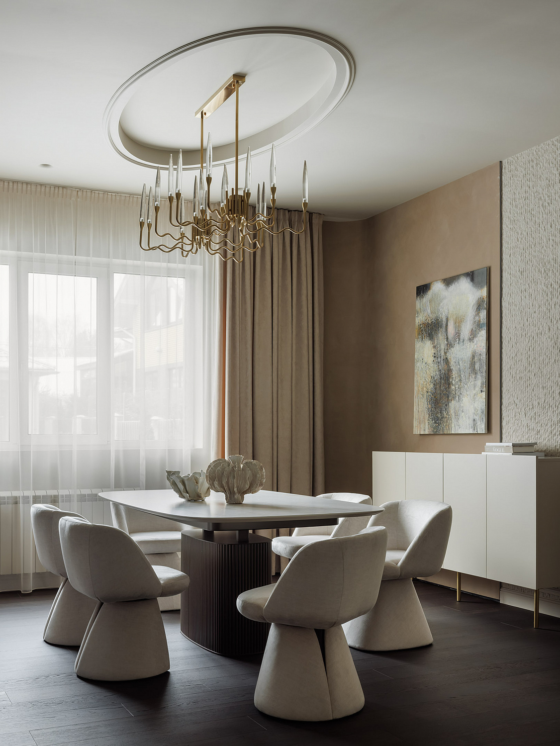 Журнал "SALON": Современная классика с духом бунтарства